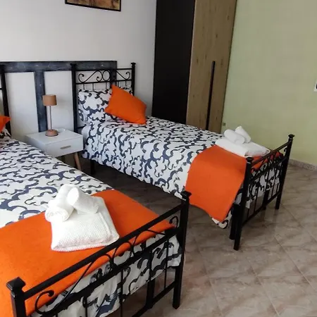 Апартаменты Malagrino House *